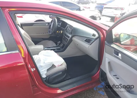 2016 Hyundai Sonata z USA, uszkodzony, nr VIN 5NPE24AF3GH396688